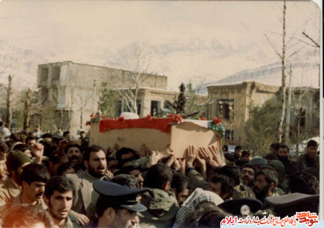 مراسم خاکسپاری «طلبه شهید عباداله همتی» از شهدای بهمن ماه استان ایلام