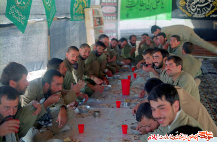 تصاویری از بسیجیان سلحشور در هشت سال دفاع مقدس به عنوان زندگی در جبهه