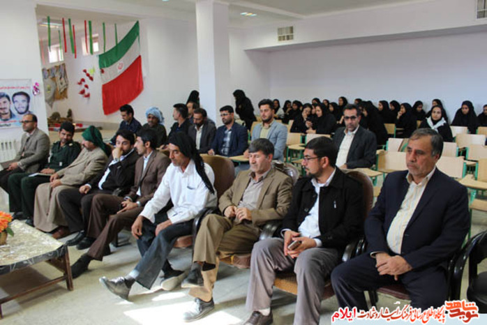 یادوراه شهدای گمنام در دبیرستان عفاف شهرستان دهلران