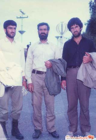 از چپ: غلامرضا آقایی - رضا آقایی - حسین آقایی