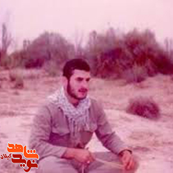 سردار شهید غلامرضا بامروت در دو جبهه، فرهنگی و نظامی فعالیت داشت؛ سردار شهید غلامرضا بامروت در دو جبهه، فرهنگی و نظامی فعالیت داشت؛