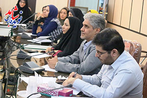 جلسه نقد کتاب آدم خوار با حضور نویسندگان برتر فارس برگزار گردید جلسه نقد کتاب آدم خوار با حضور نویسندگان برتر فارس برگزار گردید