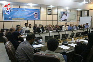 جلسه نقد کتاب آدم خوار با حضور نویسندگان برتر فارس برگزار گردید جلسه نقد کتاب آدم خوار با حضور نویسندگان برتر فارس برگزار گردید