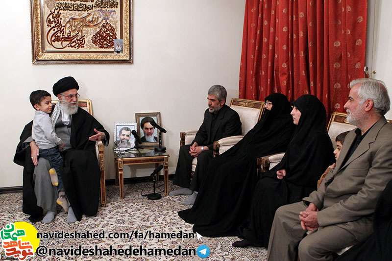 کلیپ/بیان جایگاه اخروی شهید مصطفی احمدی روشن از سوی مقام معظم رهبری در دیدار با خانواده شهید