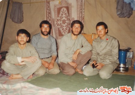 خدایا تواناییم ده که در این جبهه ها شکیبا باشم خدایا تواناییم ده که در این جبهه ها شکیبا باشم