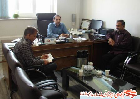 نشست معاون فرهنگی بنیاد شهید کرمانشاه به مناسبت 26 مرداد ماه سالروز ورود آزادگان+ تصویر نشست معاون فرهنگی بنیاد شهید کرمانشاه به مناسبت 26 مرداد ماه سالروز ورود آزادگان+ تصویر