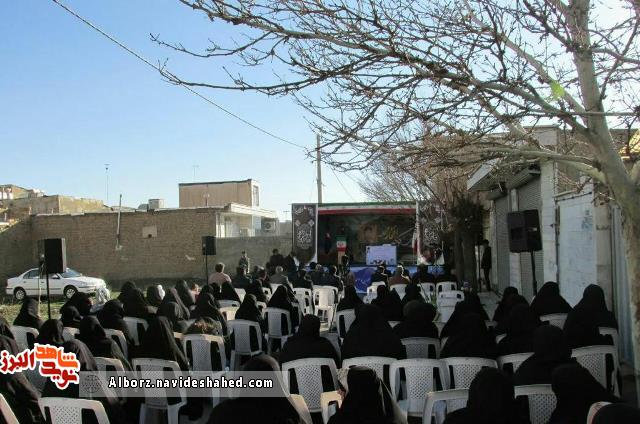 مراسم «آبروی محله، افتخار کوچه» با محوریت شهید«احمد دبستانی» در شهرک ینگی امام برگزار شد مراسم «آبروی محله، افتخار کوچه» با محوریت شهید«احمد دبستانی» در شهرک ینگی امام برگزار شد