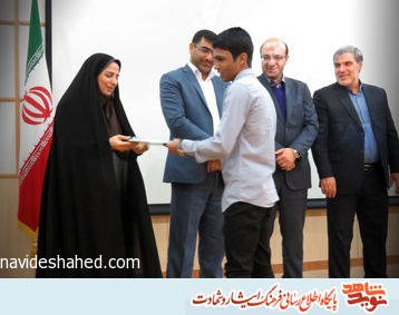 شهیدان معامله گرانی بودند که سرمایه خود را فدای بقای دین خداوند کردند. شهیدان معامله گرانی بودند که سرمایه خود را فدای بقای دین خداوند کردند.
