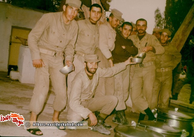 مگر خون من از ديگران رنگين‌تر است؟!