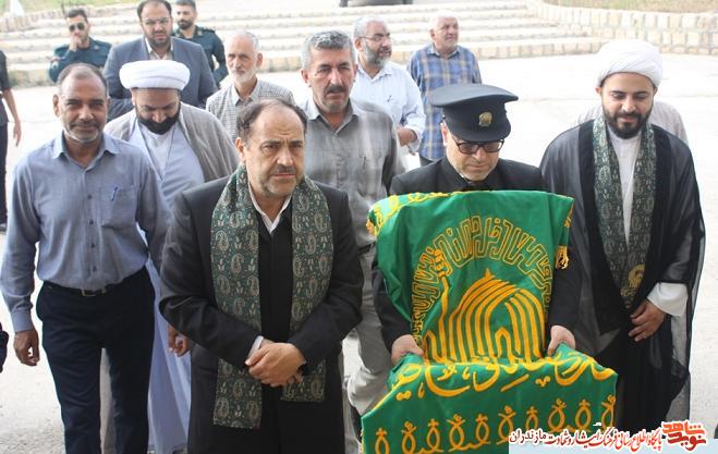 حضور کاروان «زیر سایه خورشید» در حرم شهدای گمنام مازندران حضور کاروان «زیر سایه خورشید» در حرم شهدای گمنام مازندران