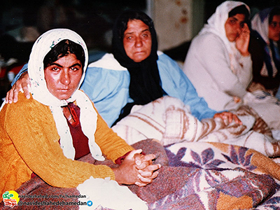 ایستادگی در برابر ظلم، با طعم تاول، خردل و سیانور ایستادگی در برابر ظلم، با طعم تاول، خردل و سیانور