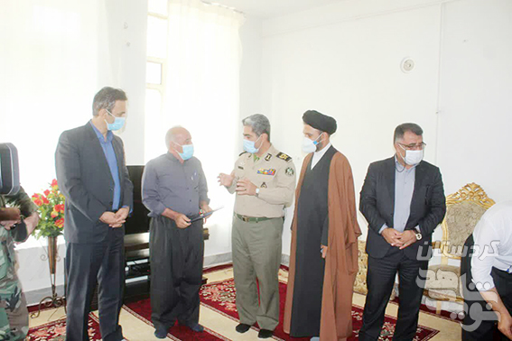 از خانواده شهیدان محسنی‌فرد و یوزی تجلیل شد