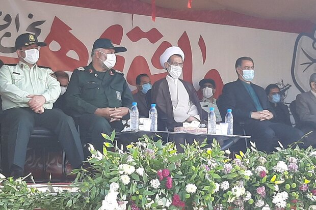 دفاع مقدس یک حماسه ارزشمند و ماندگار در تاریخ انقلاب اسلامی است