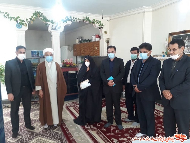 دیدار مدیرکل بنیاد شهید با خانواده شهدا و جانبازان شهرستان کوهدشت
