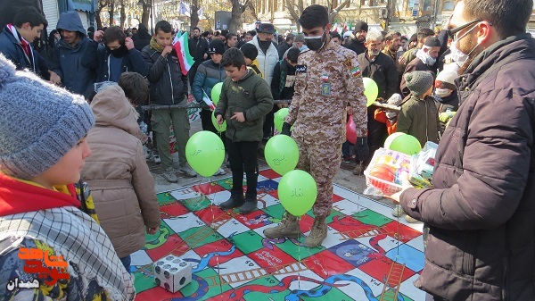 گزارش تصویری| راهپیمایی ۲۲ بهمن در همدان (۲)