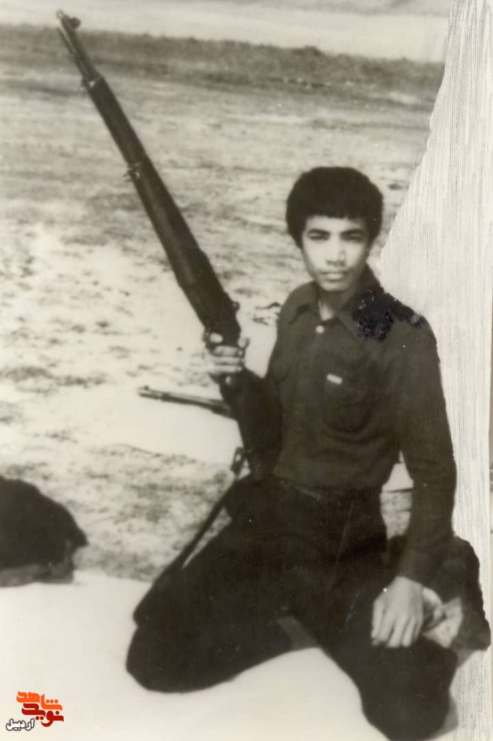 گزیده ای از زندگی شهید فریدون پیرحقی