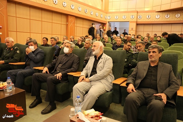 گزارش تصویری| رونمایی از کتاب «جز زیبایی ندیدم»