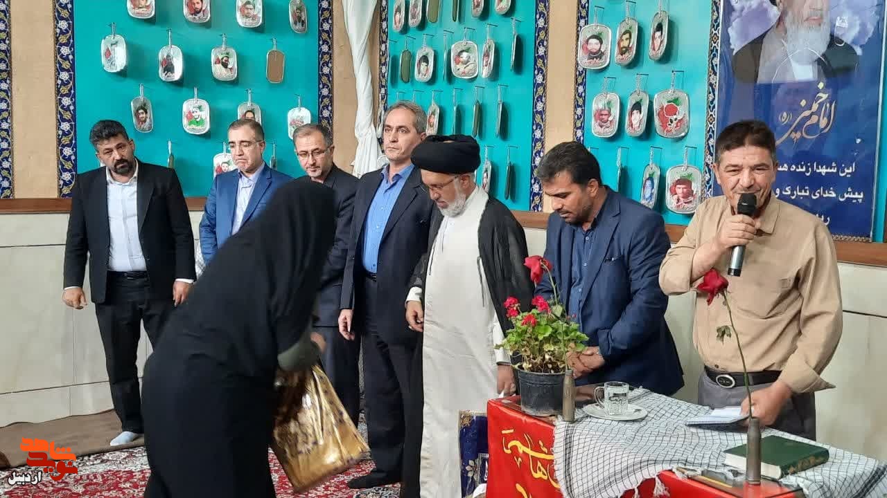 مراسم اولین سالگرد شناسایی پیکر شهید اردبیلی«فاضل حیدری»+ عکس