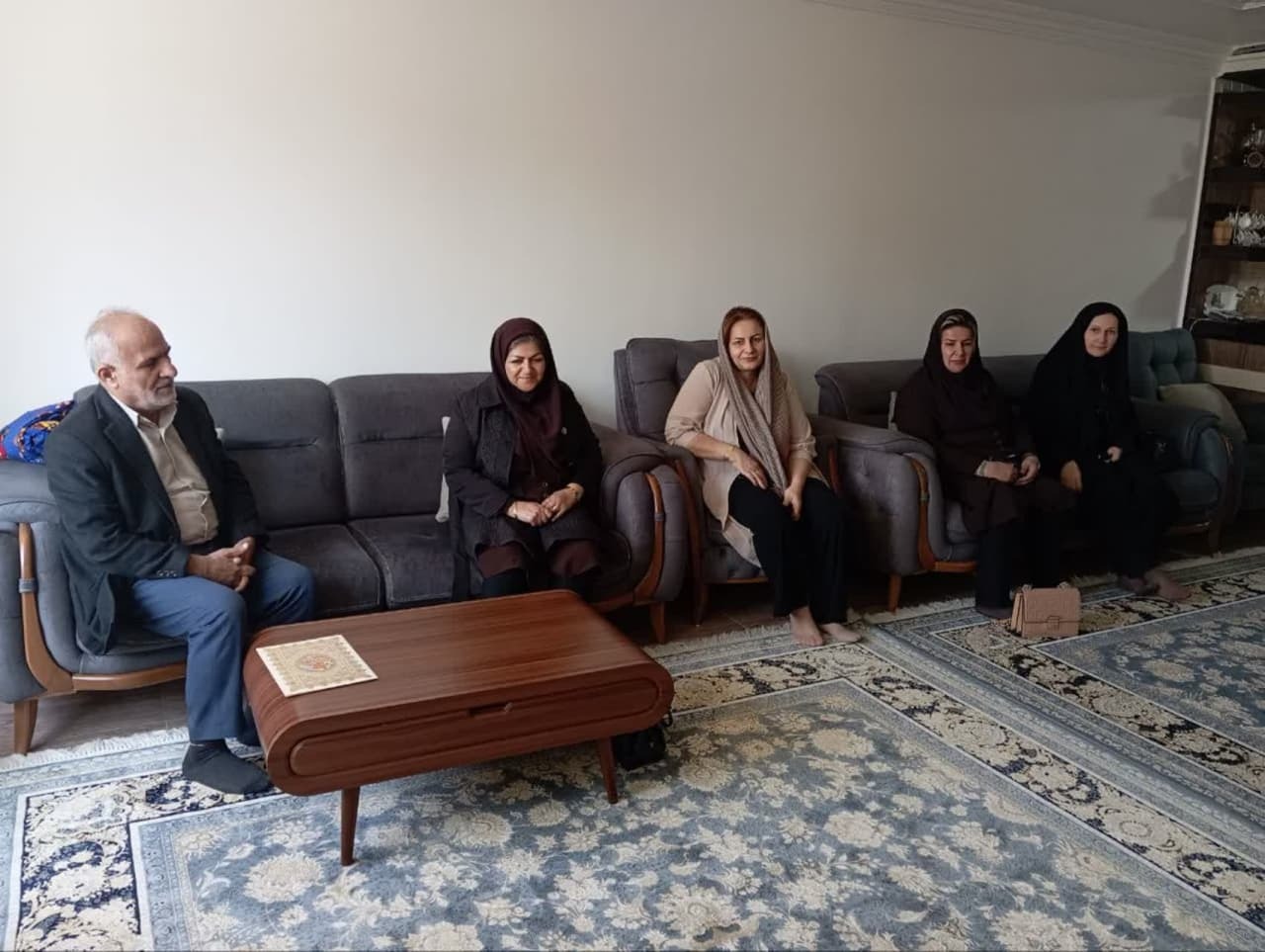 دیدار با خانواده معظم شهدا