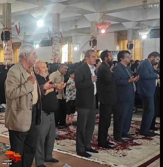 برگزاری  بزرگداشت  شهادت خادم‌الرضا «ع» با حضور کاروان زیر سایه خورشید  در گلزار شهدای یاسوج