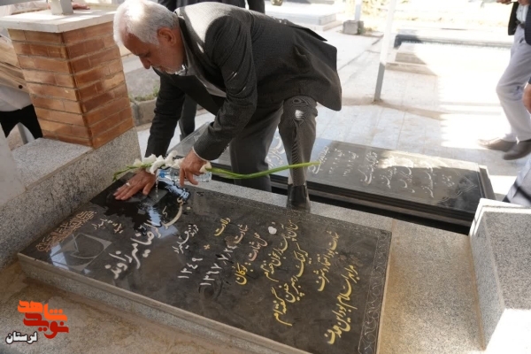ادای احترام استاندار لرستان به مقام شامخ شهدای چگنی