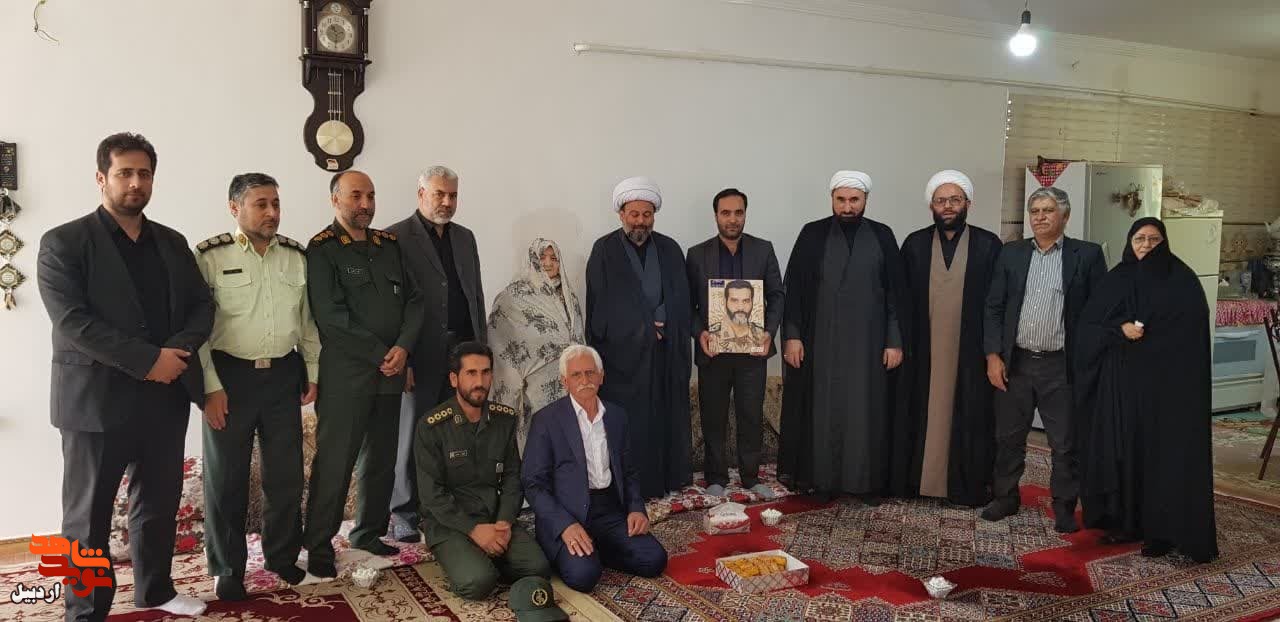 همه شهدا ادامه دهندگان راه امام حسین(ع) هستند