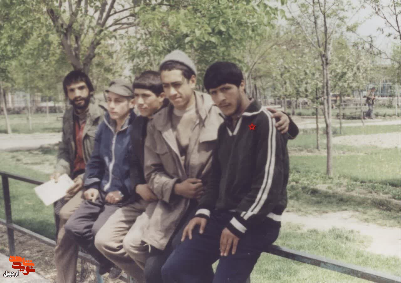 آلبوم تصاویر خاطره‌انگیز شهید «لطیف آبیار»