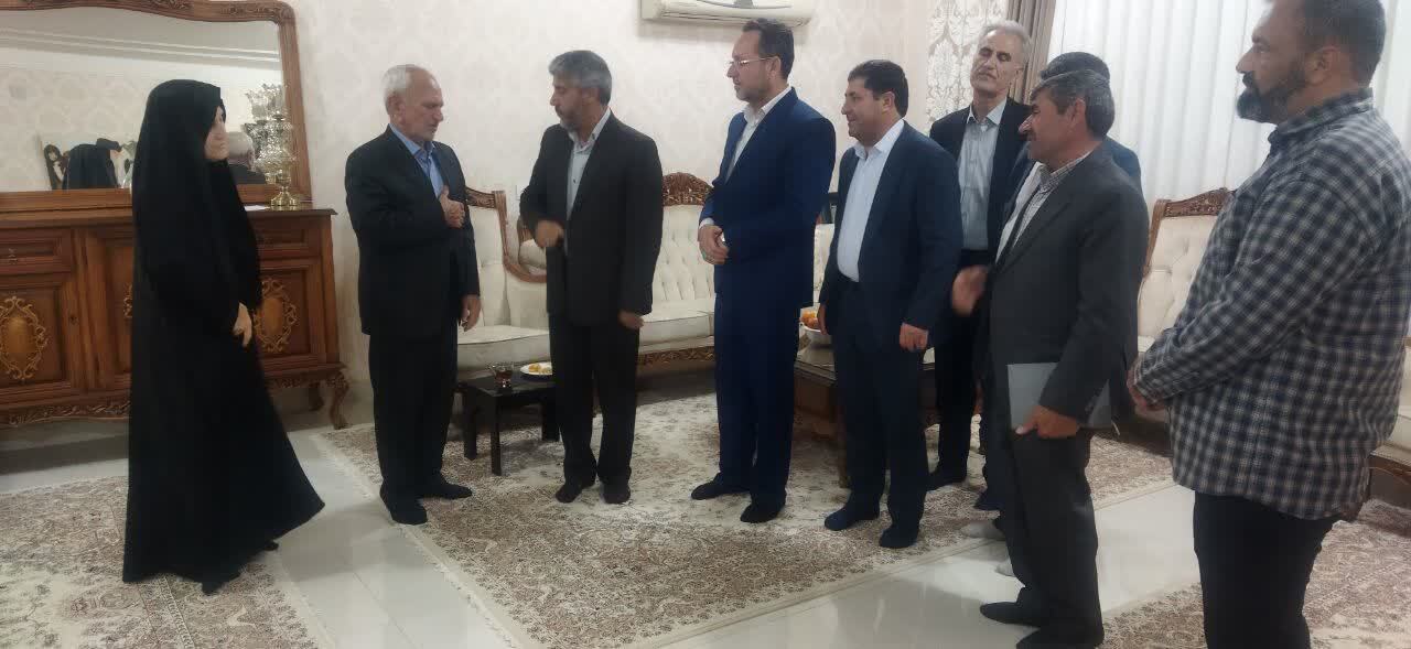  شهادت مرگ تاجرانه است و علم شهدای هسته ایی مایه افتخار ایران 