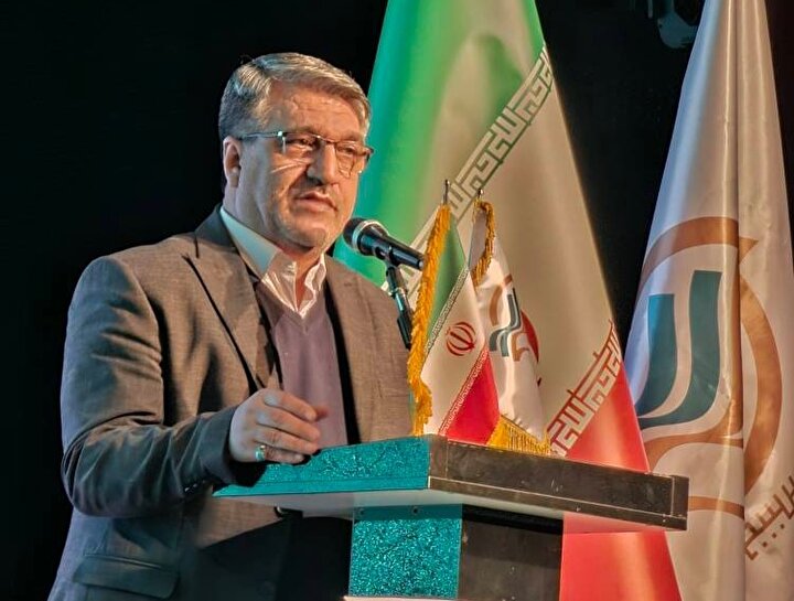 تئاتر؛ صحنه روایت فرهنگ ایثار و شهادت در جشنواره سراسری فجر/ حضور بنیاد شهیدو امور ایثارگران با ۸ اثر نمایشی در جشنواره تئاتر فجر