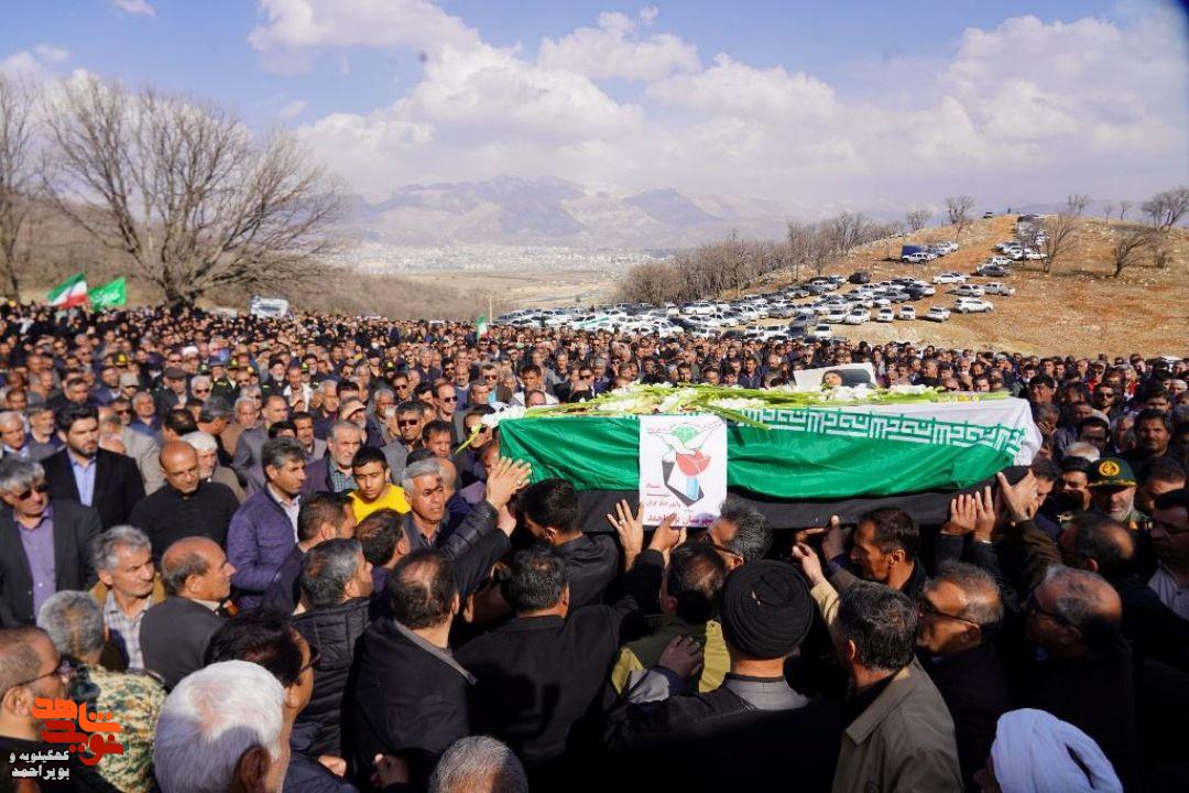 پیکر معلم شهید یاسوجی در زادگاهش آرام گرفت