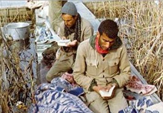 رمضانِ سنگرها؛ تجلی ایمان، ایثار و اشک‌های پنهان