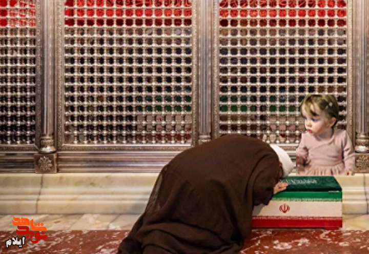 آخرین بوسه پدر بر تابوت کوچک
