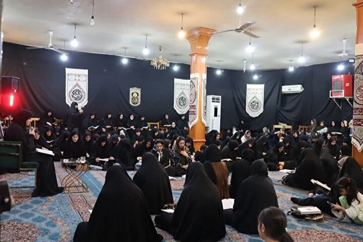 محفل انس با قرآن به یاد رهبر شهید و شهدای جنگ رمضان/ کلیپ