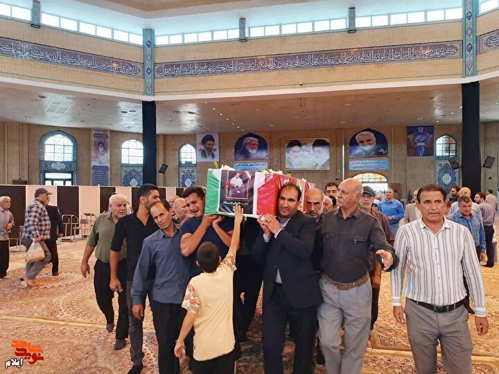 تجدید میثاق با یادگار قلاویزان؛ پیکر مطهر جانباز شهید «حاج علی عیسی‌نژاد» بر شانه‌های مردم ایلام تشییع شد