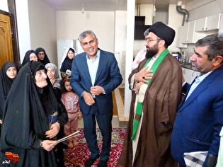 دیدار مسئولان آبدانان با خانواده شهید پدافند هوایی؛...