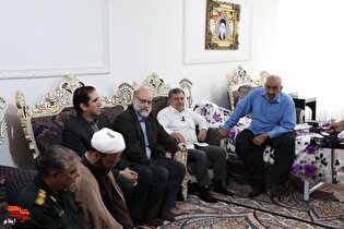 دیدار مسئولان استان و شهرستان سیروان با خانواده...
