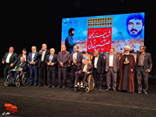 رضایی: سیره سرداران دفاع مقدس الگوی خدمت صادقانه...