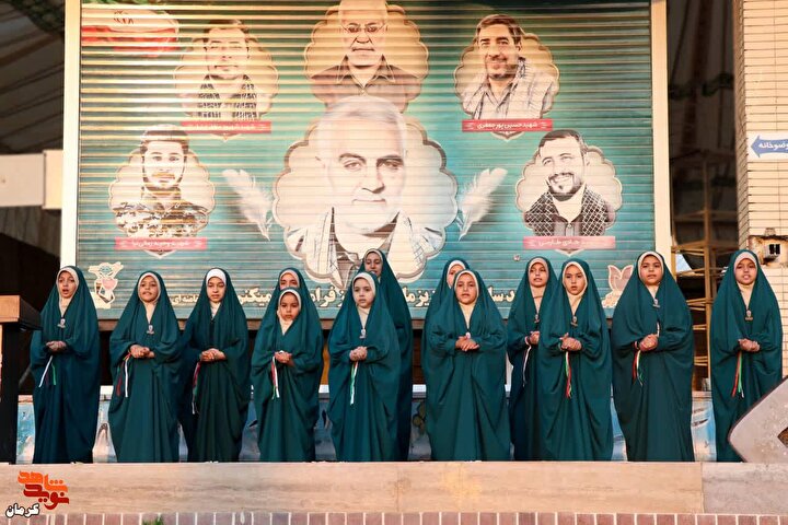 برگزاری ویژه‌برنامه گرامیداشت شهدای انتظامی در گلزار شهدای کرمان