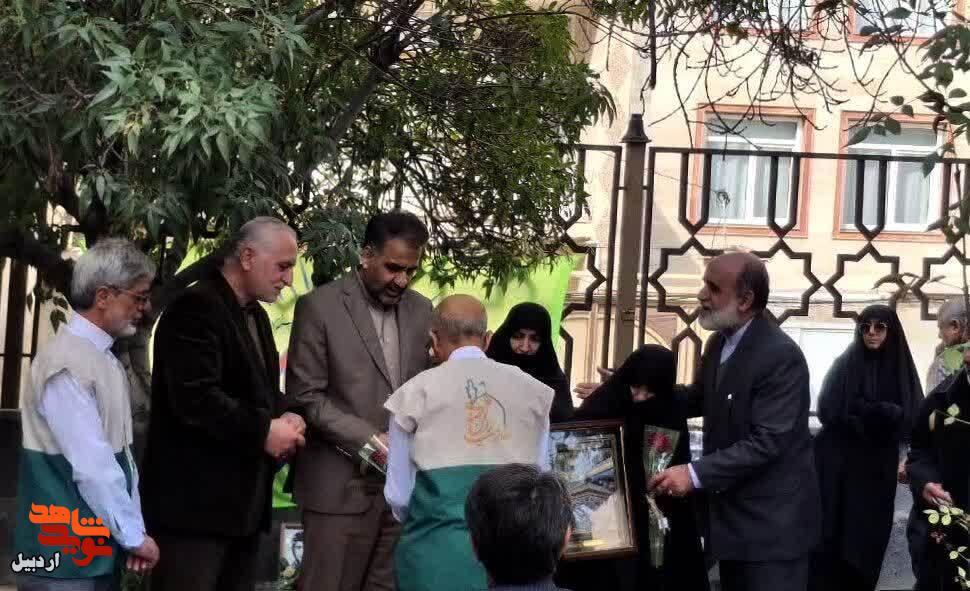 برگزاری جشن تولد شهید «غلامرضا حاجی محمدی» در اردبیل برگزاری جشن تولد شهید «غلامرضا حاجی محمدی» در اردبیل