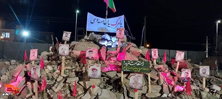 یادواره «قائد شهید امت» و شهدای هنگ مرزی مهران در مقتل شهدای این هنگ برگزار شد