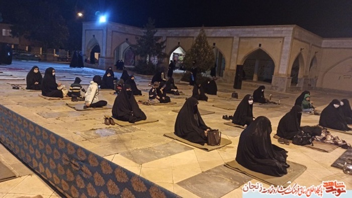 سوگواری در جوار گلزار شهدای خرمدره