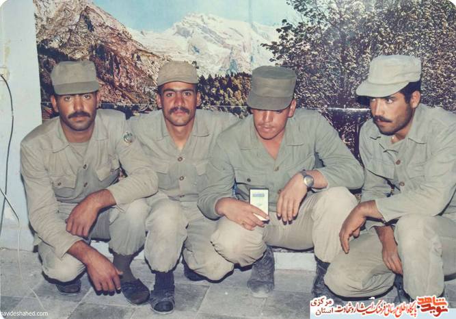 از چپ : شهید عباس والاشجردی - ... - رضا سلیمی - محمدرضا ساروقی