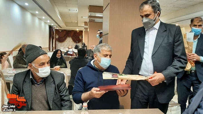 نشست صمیمی استاندار با جانبازان ویلچری