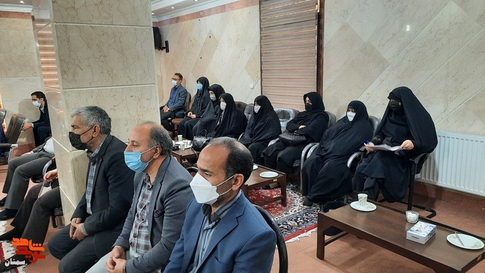 دیدار مسئولان و خانواده‌های معزز شهدا با نماینده ولی فقیه در استان سمنان - بیست و دوم اسفندماه ۱۴۰۰ دفتر نماینده ولی فقیه در استان سمنان