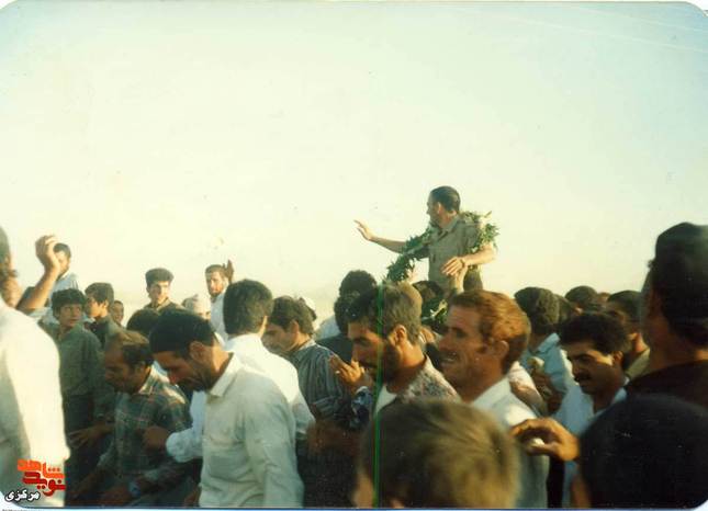 مراسم استقبال از آزاده سرافراز مجید قاسمی روستای ده چال - 1369