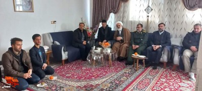 دیدار مسئولان شهرستان آرادان با خانواده معزز شهید والامقام «علی‌محمد رکن‌آبادلو»- دوازدهم بهمن‌ماه ۱۴۰۱ شهرستان آرادان