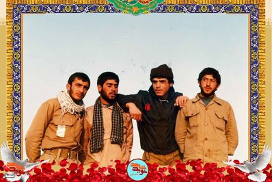 نفر دوم از راست شهید محمدباقر فخری